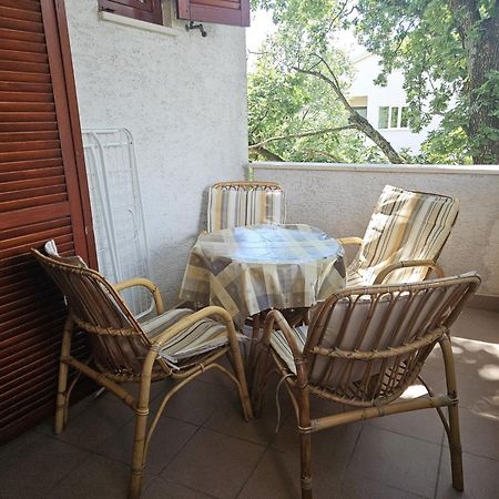 Apartment Ozren Малинська Екстер'єр фото